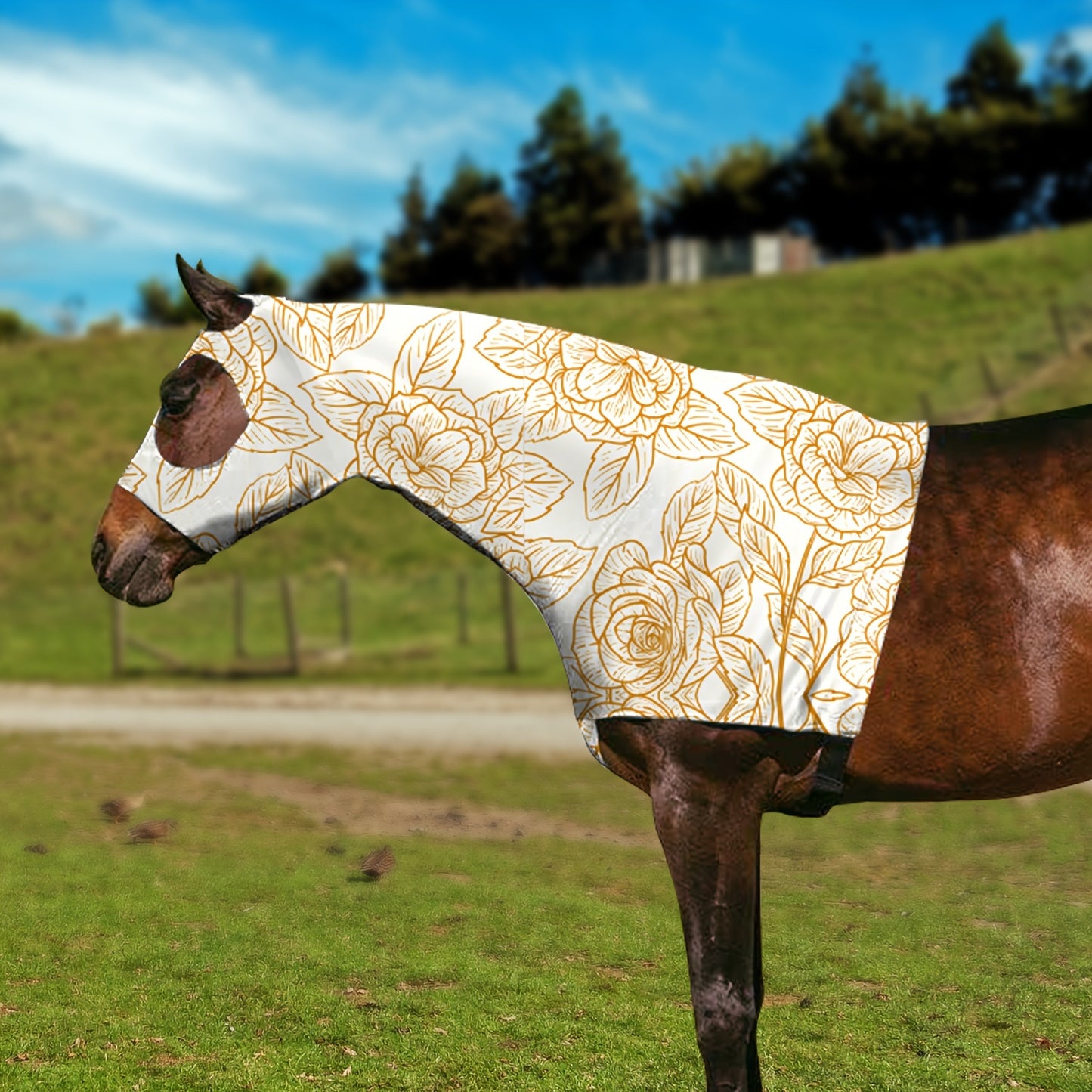 Spring/Summer Equine Fly Mask with Zipper - Wool Lined for Comfort - Large Holes for Secure Fit - Suitable for Horses