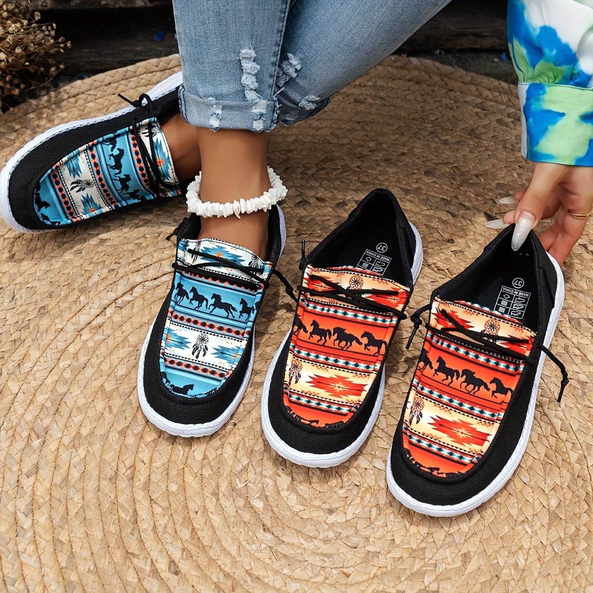 Women's Casual Canvas Shoes With Elastic Print, Breathable Slip-Ons With Non-Slip Soles And Horse Pattern, Easy Wear Round Toe Flats